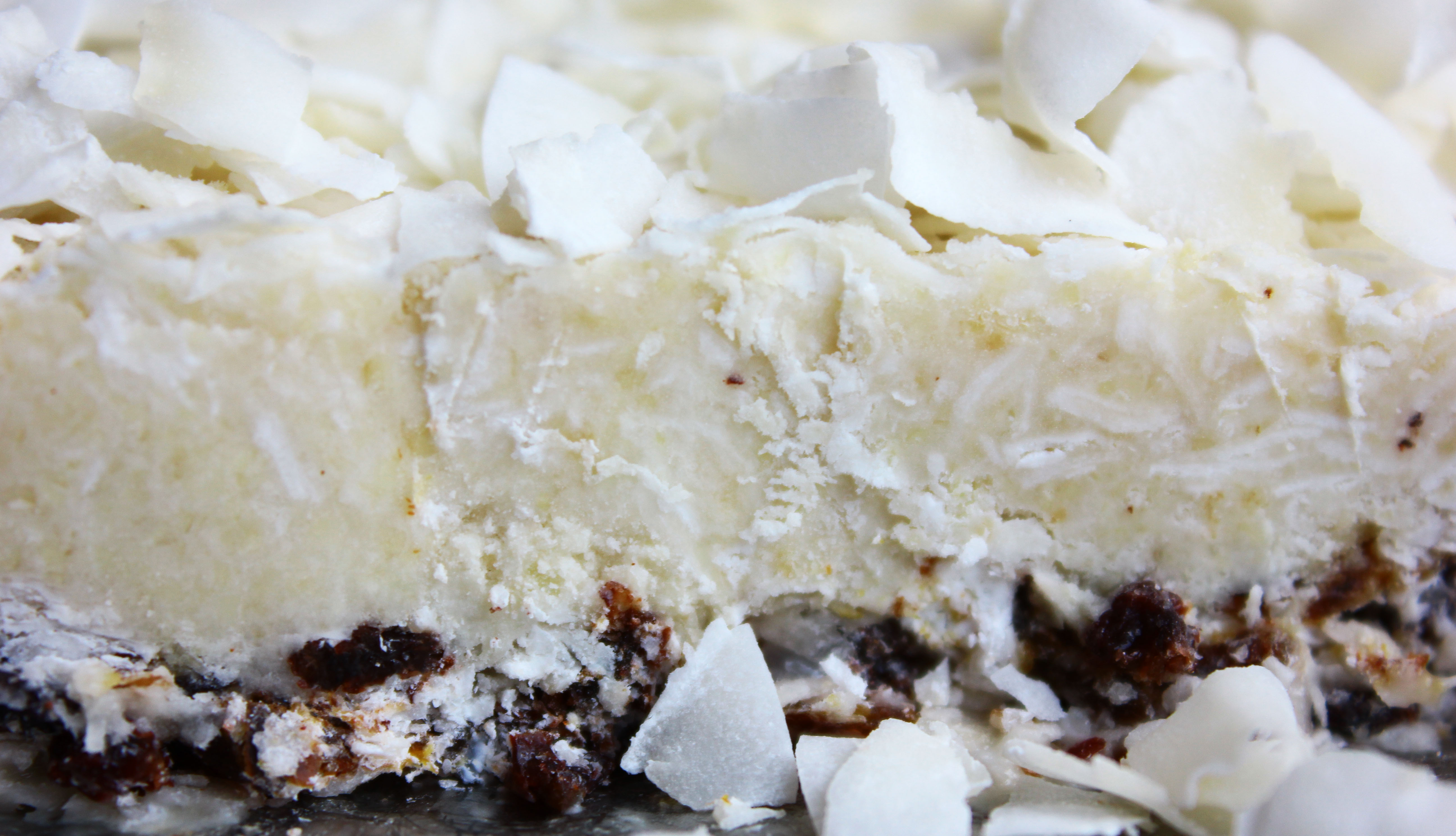 white coconut cake1